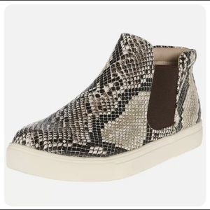 Coconuts by Matisse Harlan Mid slip on sneaker natural snake print size 7